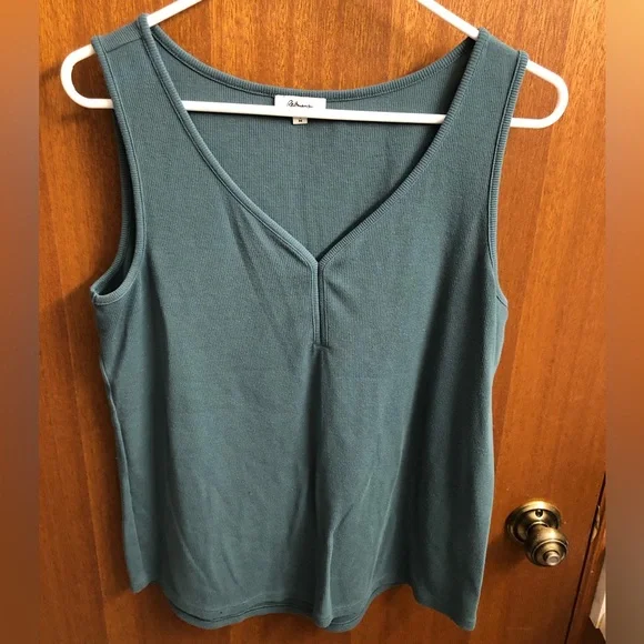 Tank Top Bundle! - Picture 2 of 5